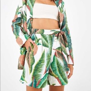 Farm Rio forest palm linen shorts size M
